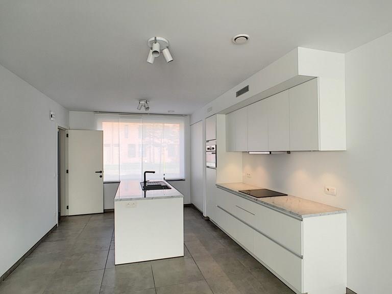 Bekijk alle afbeeldingen van Bloesemhof en meer